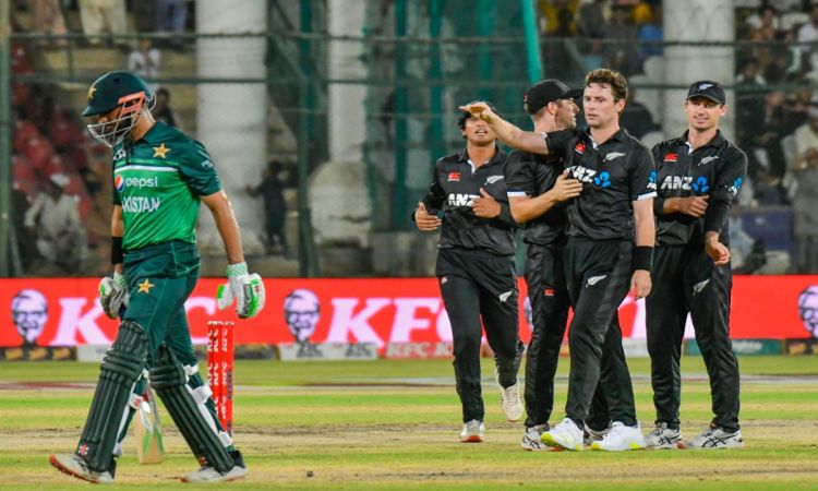 PAKvsNZ: क्लीन स्वीप होने से बची न्यूजीलैंड, पाकिस्तान को 47 रनों से हराया