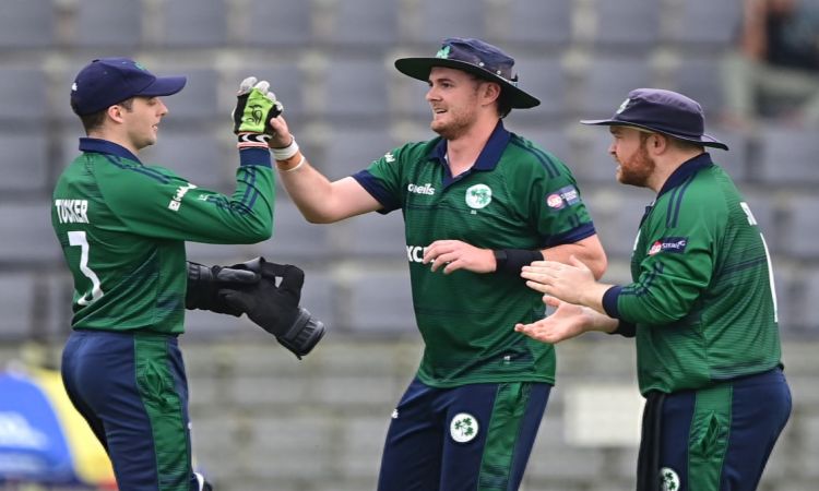 Ireland restrict Bangladesh with a superb bowling performance in the death overs!