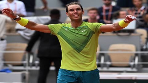 Injured Rafael Nadal withdraws from French Open