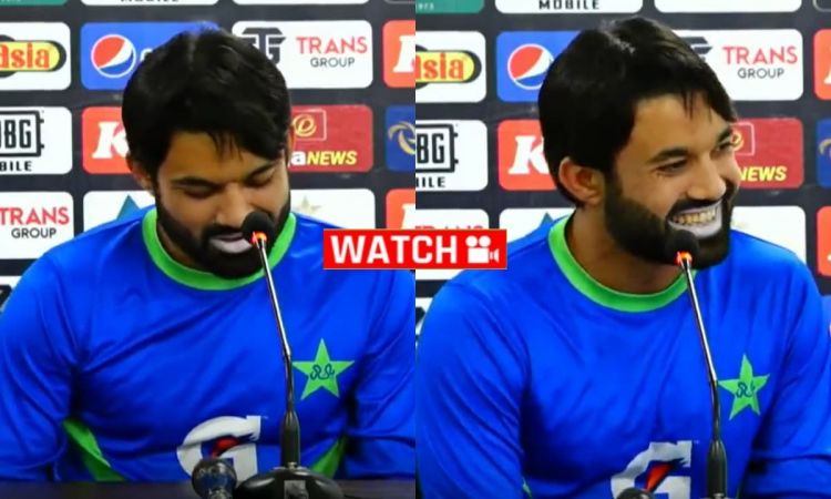Cricket Image for VIDEO: मैं खुश नहीं हूं... हंसते चेहरे के पीछे दर्द छुपाए बैठे हैं रिज़वान; बाबर आ