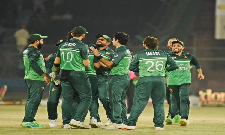 PAK vs NZ: पाकिस्तान ने न्यूजीलैंड को 26 रनों से हराया, सीरीज में 3-0 से आगे