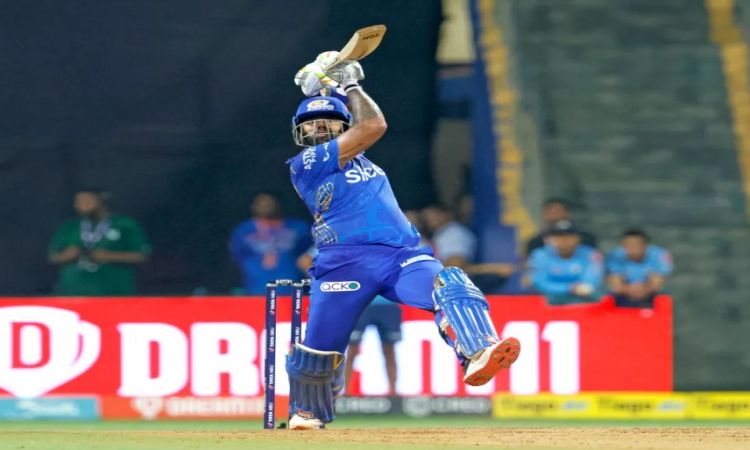 IPL 2023: Surya's maiden ton helps MI post a total of 218/5 on their 20 overs!