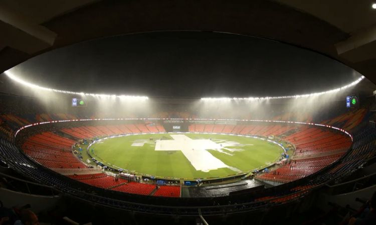 CSk vs GT, IPL 2023: बारिश ने फिर बिगाड़ा खेल, CSK का स्कोर 3 गेंदों पर 4 रन