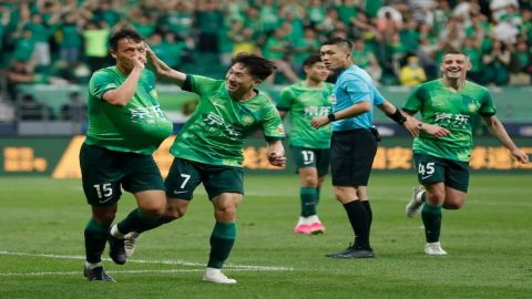 Beijing Guoan crushes Cangzhou Mighty Lions in Chinese Super League