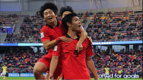 Anderson Duarte's decisive goal helped Uruguay edge Gambia 1-0 to enter the FIFA U-20 World Cup quar