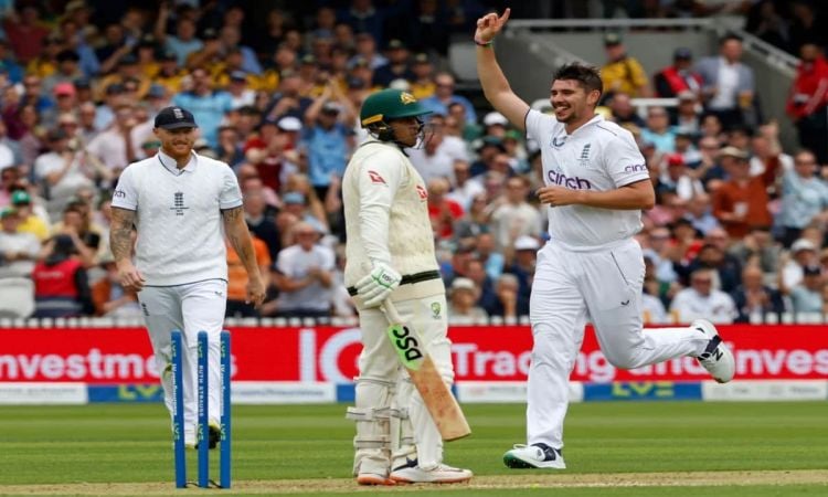 जोश टंग ने एशेज में लिया पहला विकेट, गजब गेंद डाल किया ख्वाजा का शिकार, देखें वीडियो