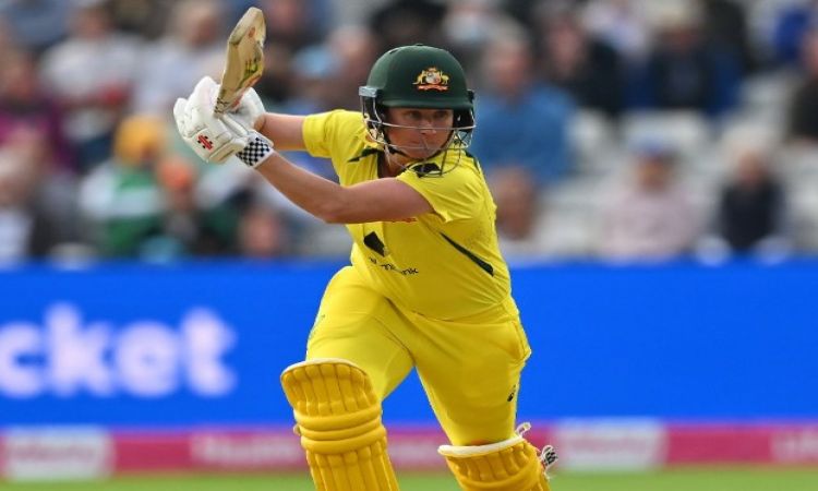 Australia's women edge closer to another Ashes win with victory in the first T20I!