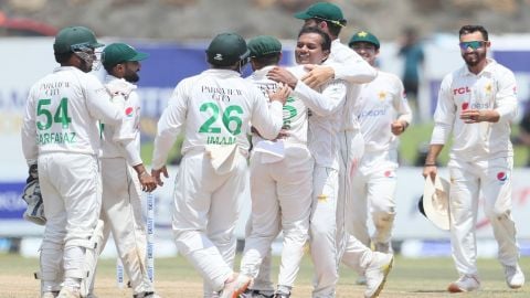 SL vs PAK 1st Test: எளிய இலக்கை விரட்டும் பாகிஸ்தான்; தோல்வியை தவிர்க்குமா இலங்கை?