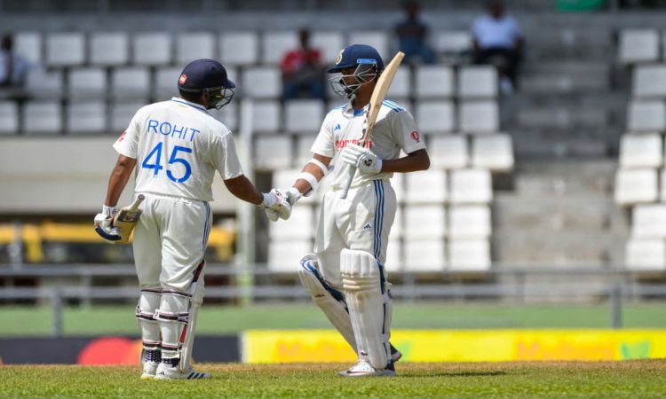 भारत की दूसरी पारी में तूफानी बल्लेबाजी, 12 ओवर में 98 रन ठोककर हासिल की 281 रनों की बढ़त