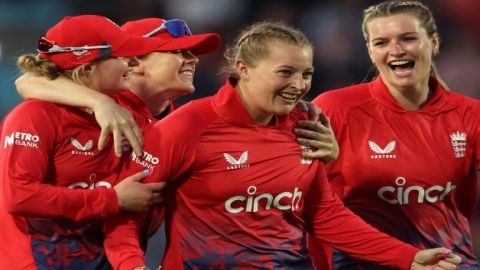 England keep the Women's Ashes alive after a high-scoring thriller at The Oval!