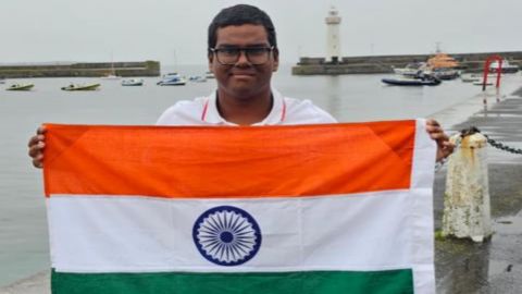 Navi Mumbai boy Anshuman becomes youngest person in World to cross North Channel