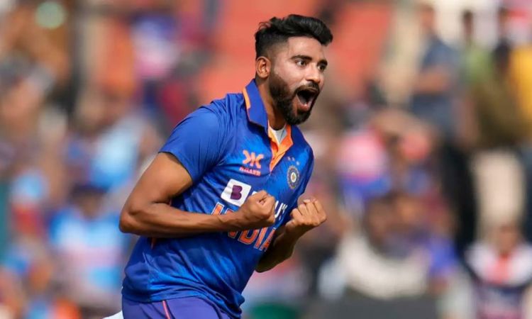 IND vs WI ODI: भारतीय टीम को लगा झटका, वनडे सीरीज से पहले घर लौटे मोहम्मद सिराज