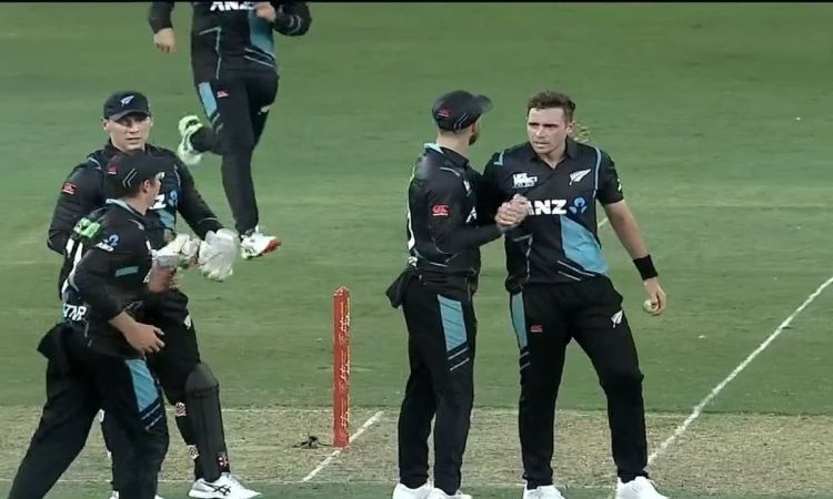  1st T20I: कप्तान टिम साउदी ने झटके 5 विकेट, न्यूज़ीलैंड ने यूएई को 19 रन से दी मात 