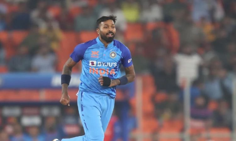 Hardik Pandya Creates History Equals MS Dhoni's Record in 4th T20I vs West Indies