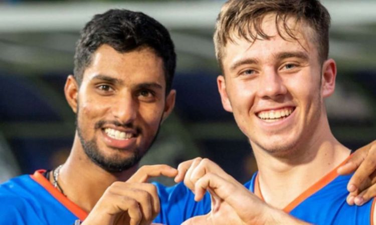 Tilak Verma got a special gift from Dewald Brewis after his debut