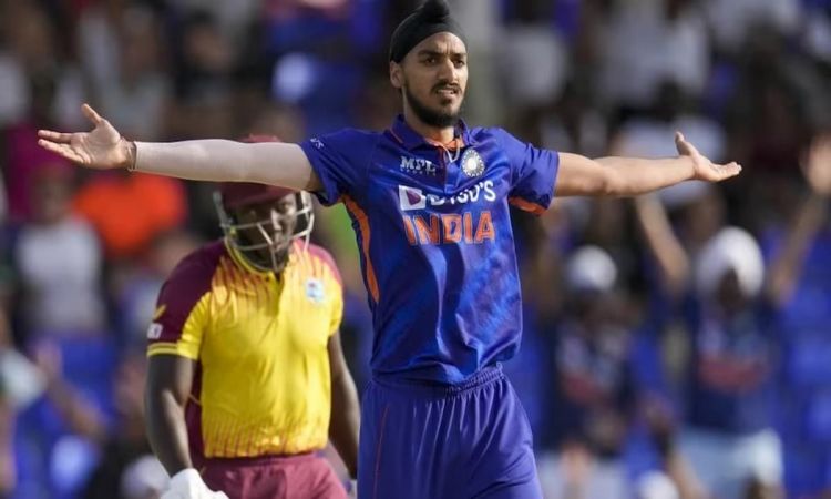 अर्शदीप को लेकर अकरम ने दिया बड़ा बयान, कहा- वो भारत का भविष्य, उन्हें बस अपनी गति पर काम करने की जरुरत 