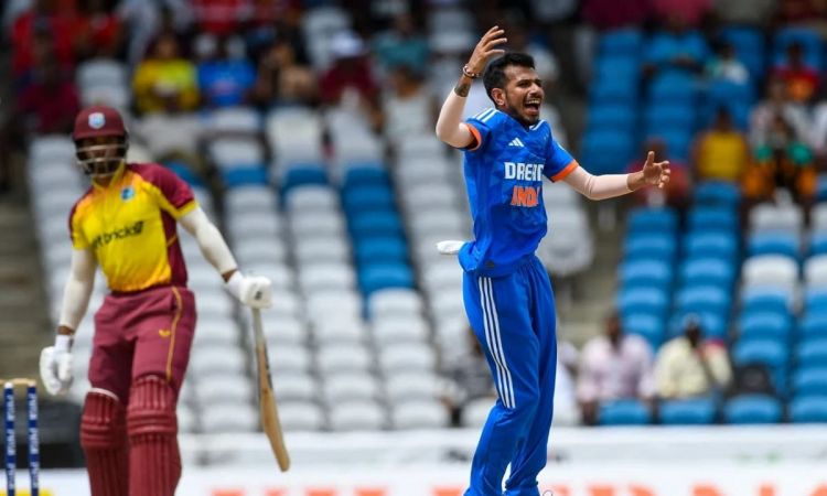 Yuzvendra Chahal need 5 wicket to complete 100 wickets in T20I matches