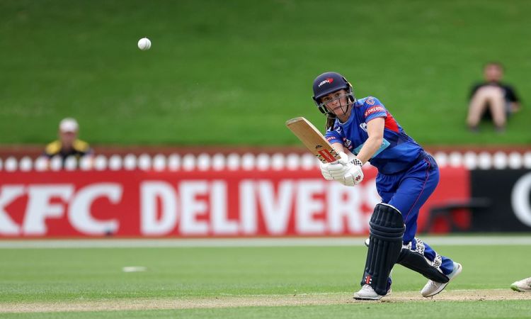 Anderson, Armstrong called up for NZ women's South Africa tour; Jess Kerr back from injury