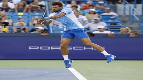 Cincinnati Masters: Djokovic makes winning return in US as Davidovich Fokina retires mid-way