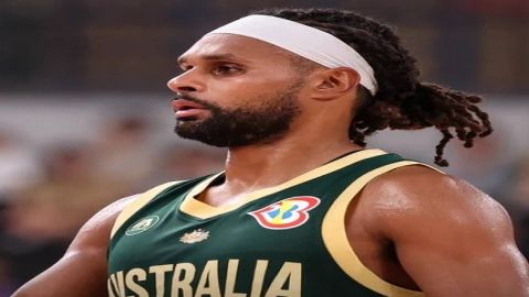 Mills leads Australia past Finland in FIBA World Cup Group E opener