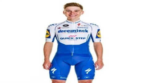 Remco rockets into red in Tour of Spain third stage