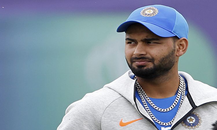 Rishabh Pant catches up with Indian training camp in Alur ahead of Asia Cup 2023