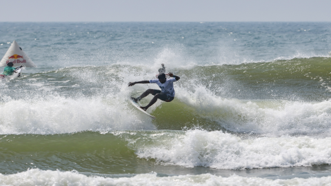 World Surf League: Selvamani stars on first day of Tamil Nadu International Surf Open