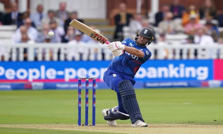 4th ODI: मलान ने जड़ा शतक, इंग्लैंड ने न्यूज़ीलैंड को दिया 312 रन का लक्ष्य