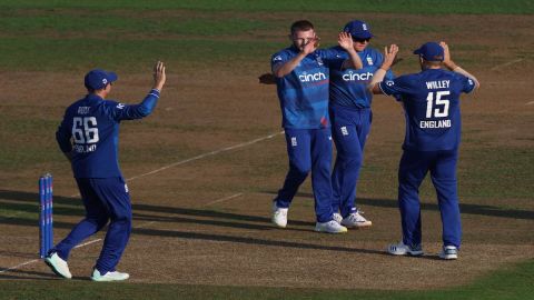 England Beat New Zealand By 74 Runs In 2nd ODI