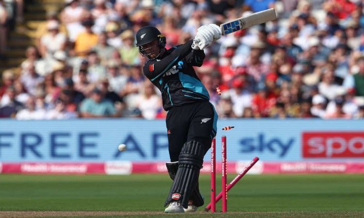 New Zealand post 202-5 against England in 3rd T20I