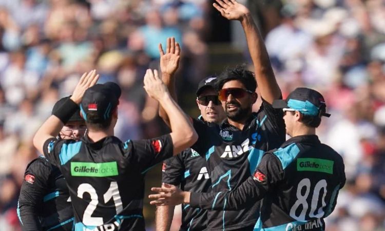  Allen And Phillips Lead The Way As New Zealand Hammer England In 3rd T20I