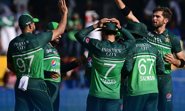 Pakistan men's cricketers to receive landmark three-year central contracts with increased monthly re