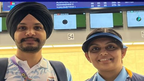 Asian Games: Sarabjot, Divya win silver for India in 10m air pistol Mixed Team shooting (Ld)