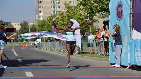 Athletics: Ngetich breaks women-only world 10km record in Brasov