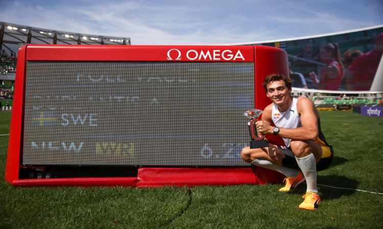 Duplantis breaks own world pole vault record to win this Diamond League title; Tsegay smashes world 