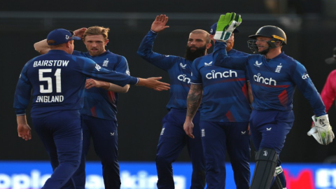 ENG vs NZ, 2nd ODI: நியூசிலாந்தை பந்தாடி இங்கிலாந்து அசத்தல் வெற்றி!