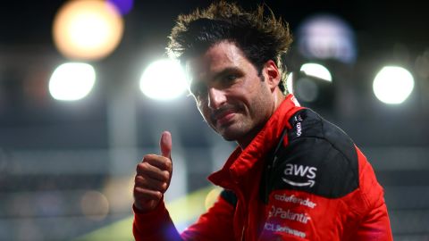 Formula 1: Sainz continues superb run to take pole position in Singapore GP