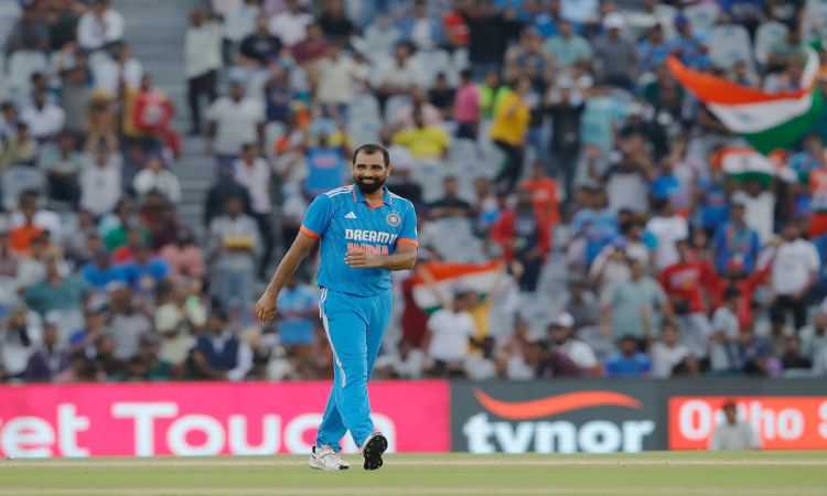 I don't think anyone in world cricket at the moment would have a seam position as good as Shami: Har