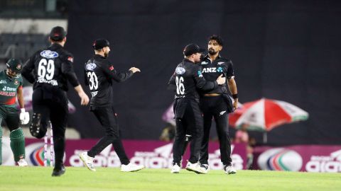 BAN vs NZ, 2nd ODI: சோதி பந்துவீச்சில் வீழ்ந்தது வங்கதேசம்!