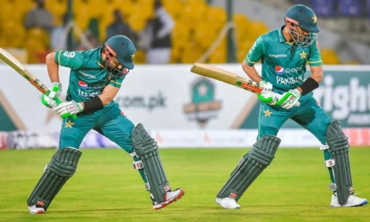 IND vs PAK: पाकिस्तानी की प्लेइंग XI से बाहर हो सकता है ये धाकड़ बल्लेबाज, रमीज राजा भी बोले - 'ड्रॉ