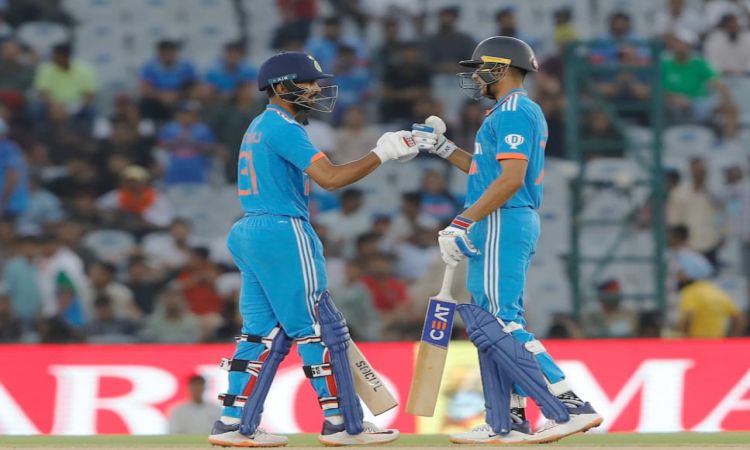 IND vs AUS, 1st ODI:  ஆஸ்திரேலியாவை வீழ்த்தி இந்தியா அசத்தல் வெற்றி!