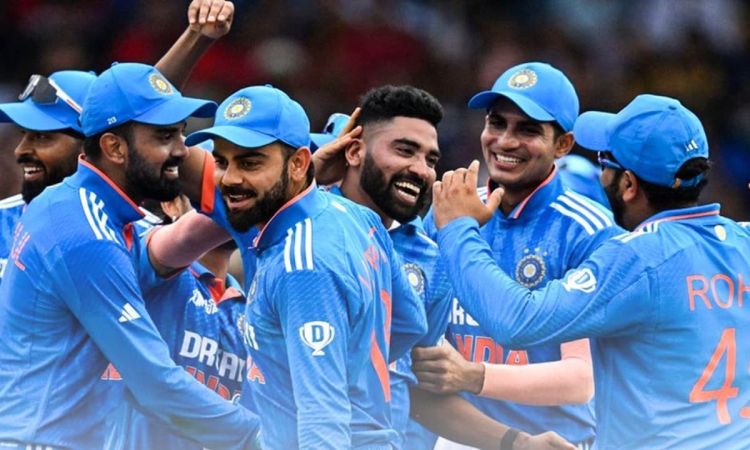 IND vs SL Final: सिराज और हार्दिक के तूफान में उड़ी श्रीलंका की टीम, भारत को मिला 51 रनों का लक्ष्य