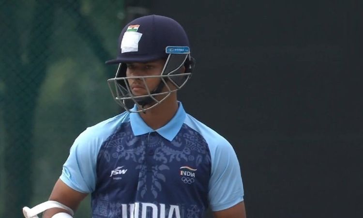 India post 202/4 in 20 overs against Nepal in the Quarter Finals of Asian Games