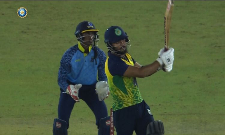  Riyan Parag becomes the first player in history to score 7 consecutive fifties in T20s