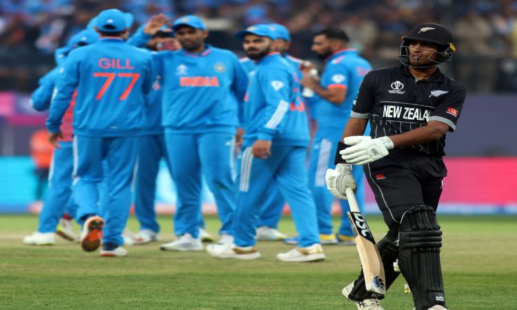 Cricket World Cup 2023: डेरिल मिचेल ने जड़ा शतक, न्यूजीलैंड ने भारत को दिया 274 रनों का लक्ष्य