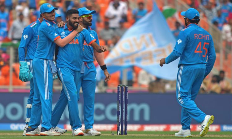 Men's ODI WC: Mohammed Siraj Credits Rohit, Virat's Suggestions In Claiming First Wicket Against Pak