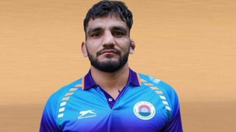 Wrestling: Sunil Kumar fight for bronze medal after losing Greco-Roman wrestling 87kg semifinal