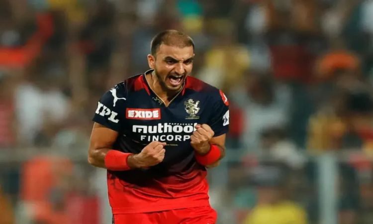 आईपीएल 2024 से पहले RCB द्वारा रिलीज़ किए जाने के बाद हर्षल पटेल ने लिखा दिल छू देने वाला नोट