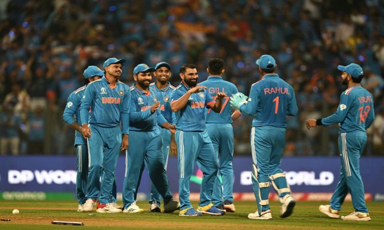 India Thrash Sri Lanka To Reach World Cup Semi-Finals