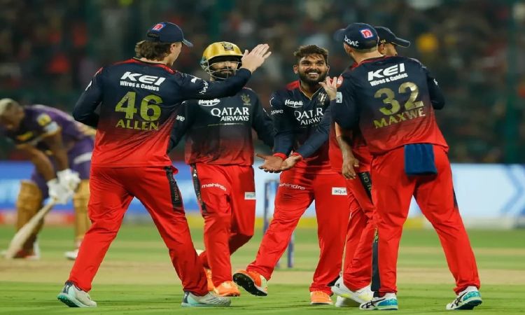 रॉयल चैलेंजर्स बैंगलोर ने IPL 2024 से पहले हसरंगा सहित इन 11 खिलाड़ियों को किया बाहर 